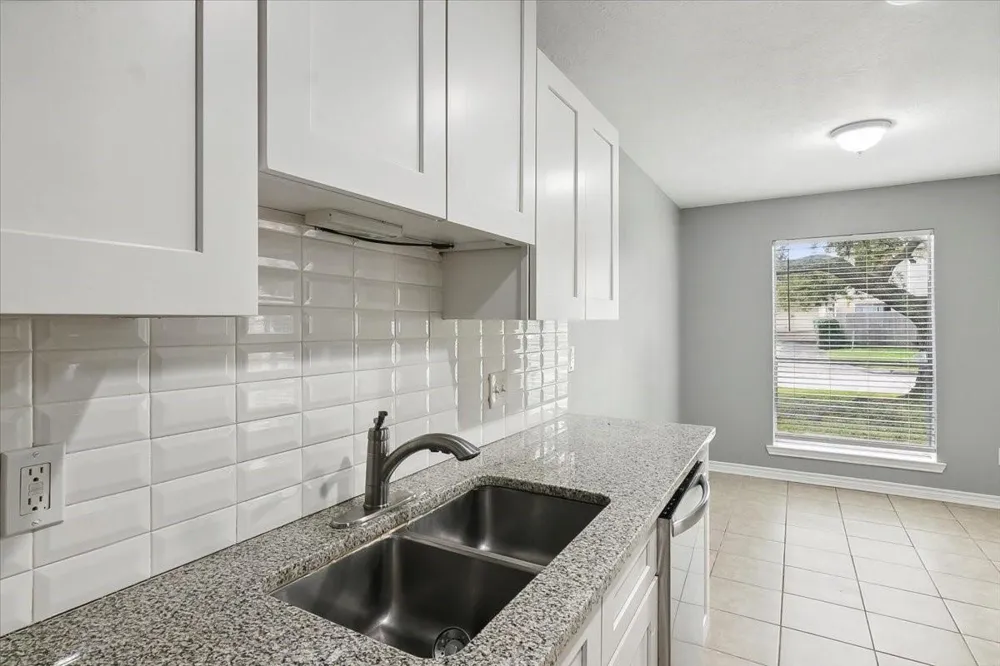 8540 Glen Meadow Lane Beaumont, TX 77706
