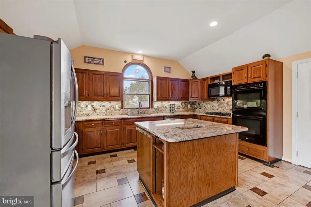 1906 SUFFOLK ROAD Finksburg, MD 21048