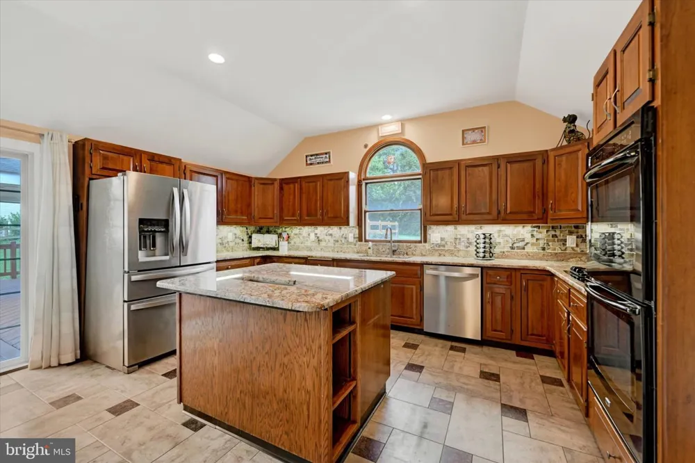 1906 SUFFOLK ROAD Finksburg, MD 21048