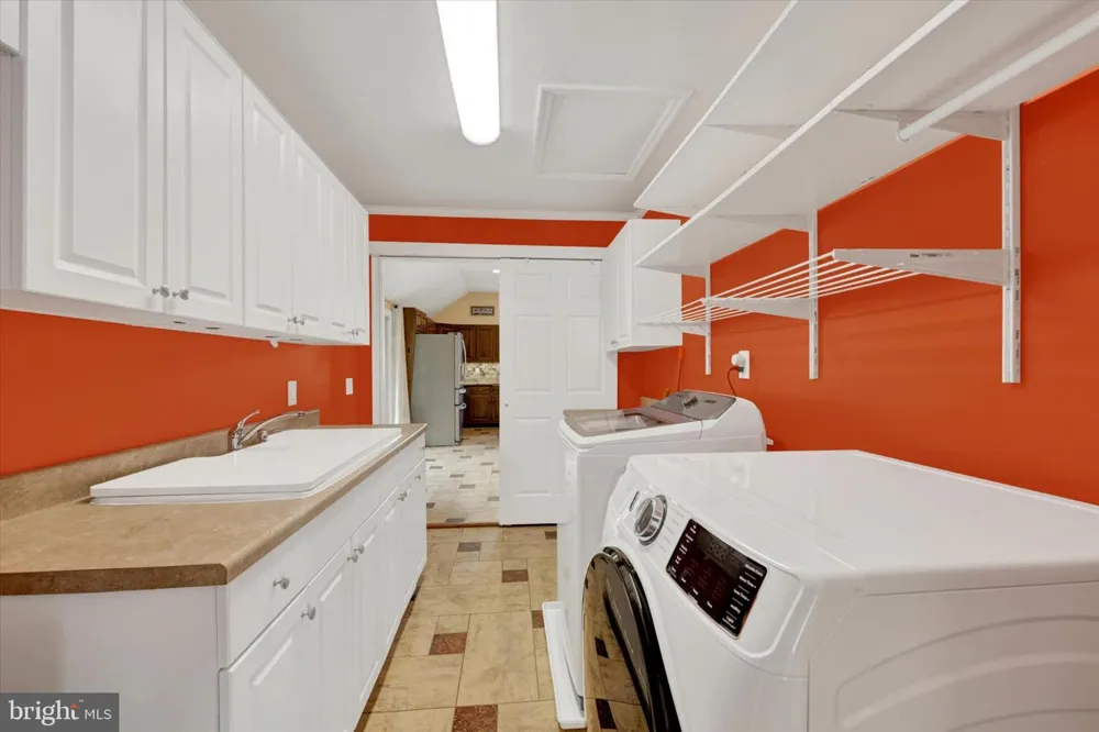 1906 SUFFOLK ROAD Finksburg, MD 21048