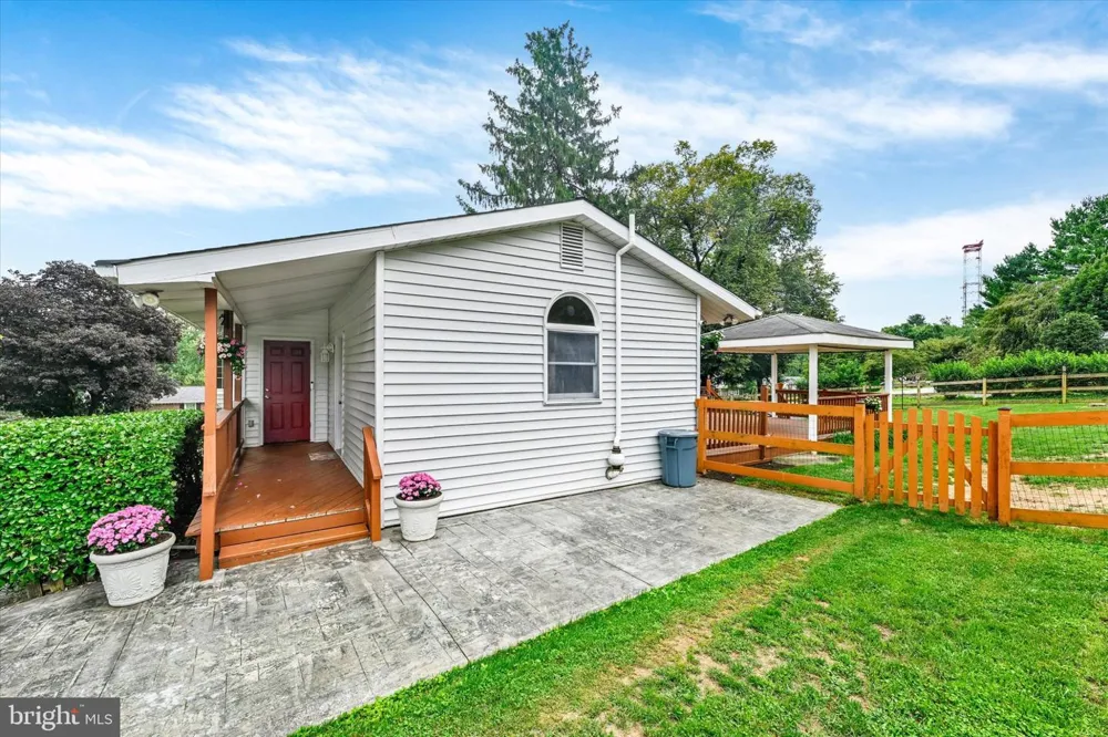 1906 SUFFOLK ROAD Finksburg, MD 21048