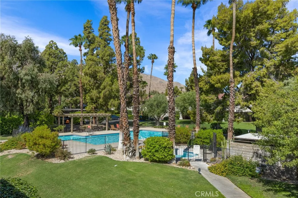 575 Villa Court #212 Palm Springs, CA 92262
