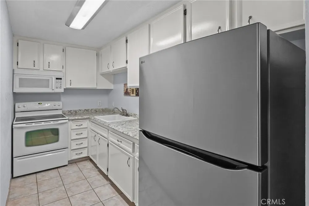575 Villa Court #212 Palm Springs, CA 92262