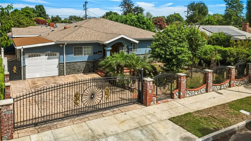 6846 Jellico Avenue Los Angeles, CA 91406