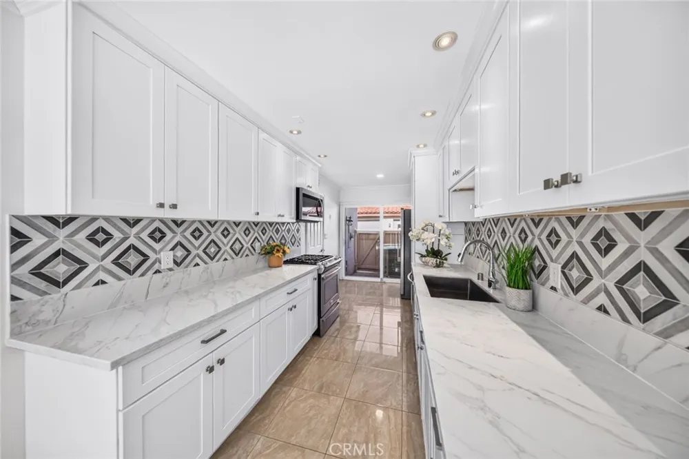 3442 Del Amo Blvd Torrance, CA 90503