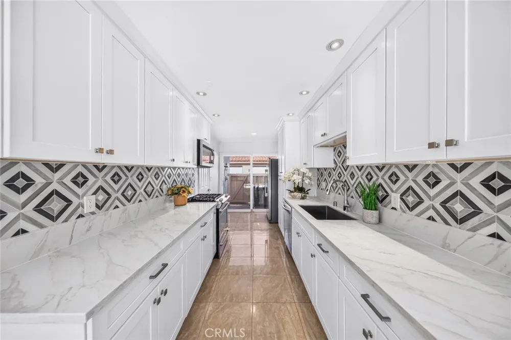 3442 Del Amo Blvd Torrance, CA 90503