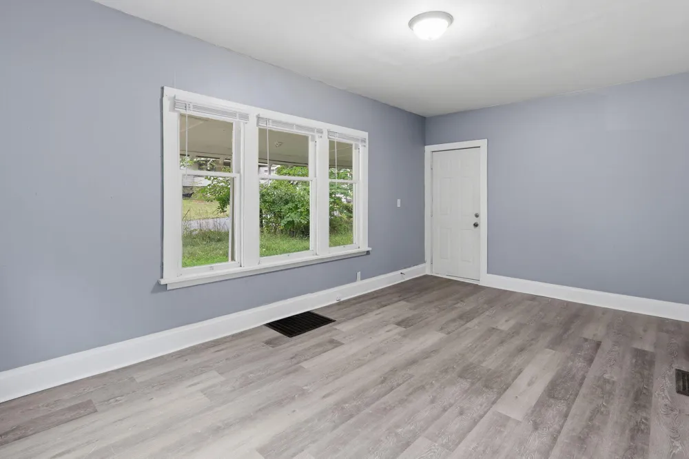 198 Rex Avenue Kalamazoo, MI 49048