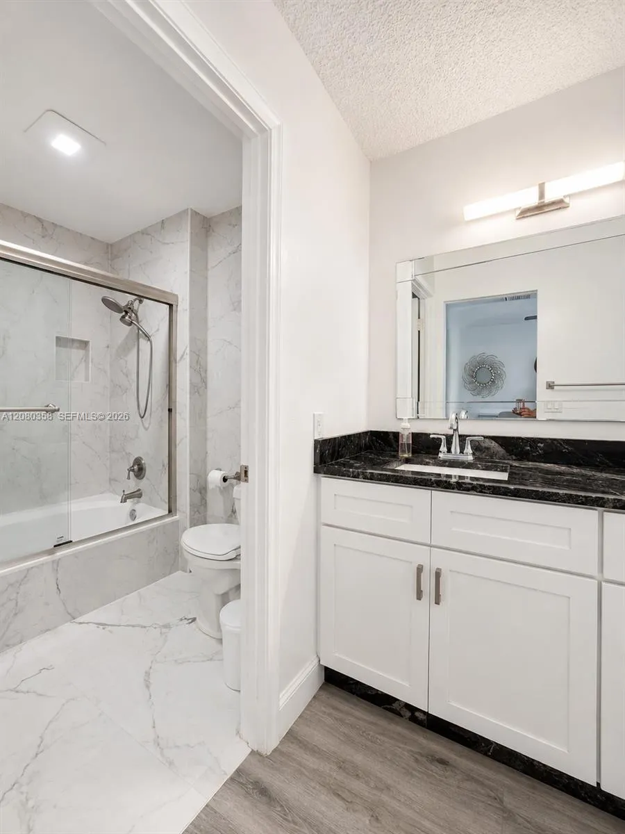 21866 Cypress Cir #31C Boca Raton, FL 33433