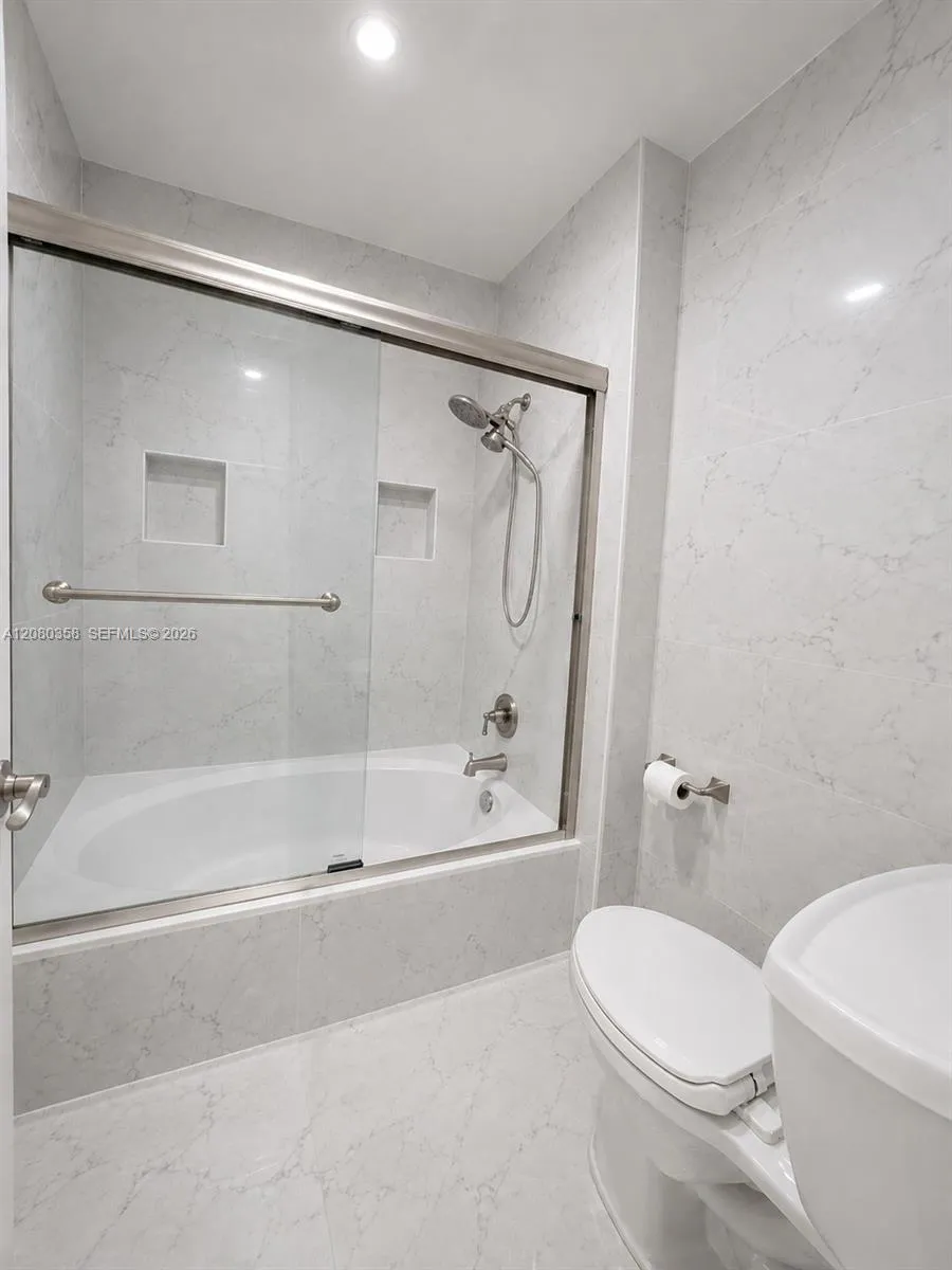 21866 Cypress Cir #31C Boca Raton, FL 33433