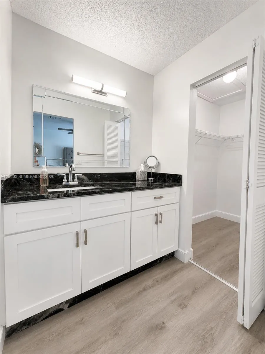 21866 Cypress Cir #31C Boca Raton, FL 33433