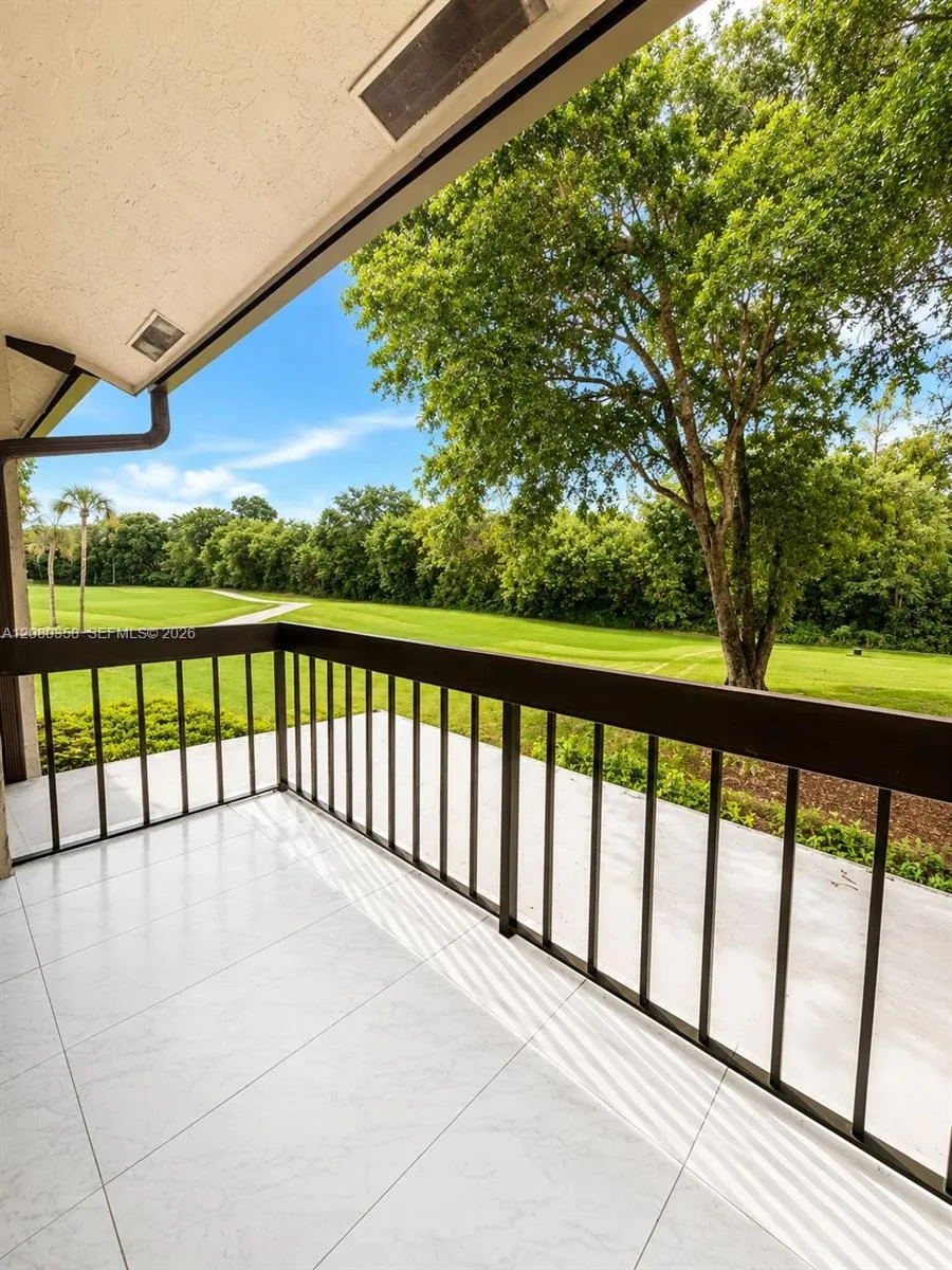 21866 Cypress Cir #31C Boca Raton, FL 33433