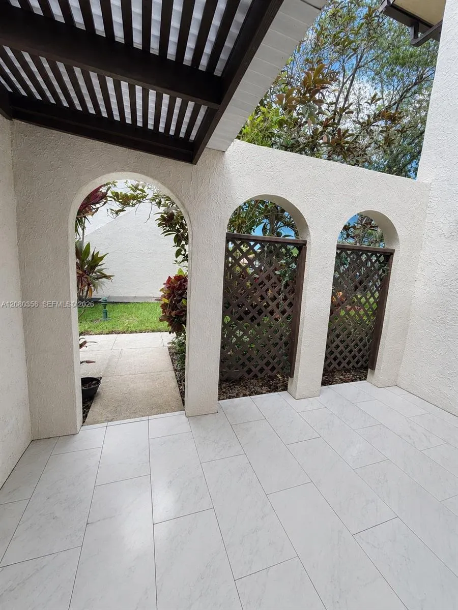 21866 Cypress Cir #31C Boca Raton, FL 33433