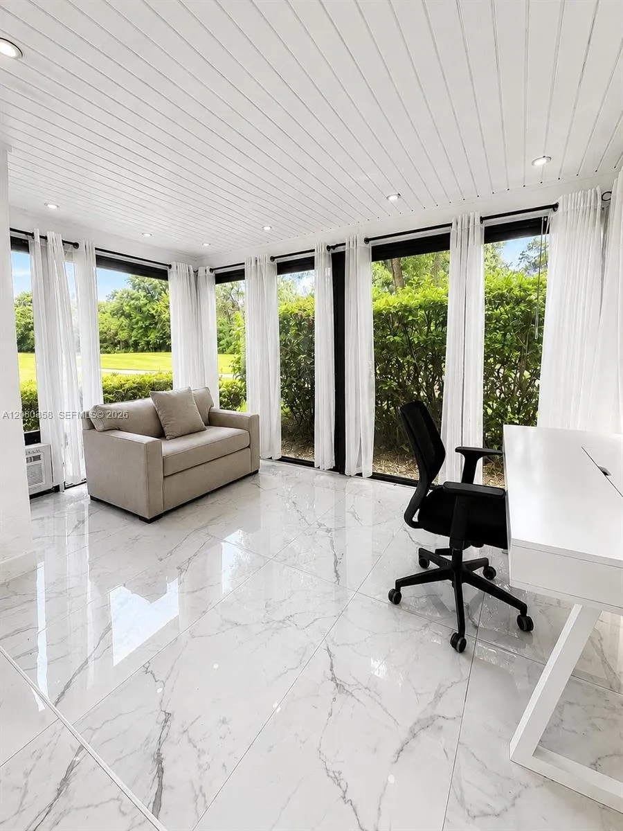 21866 Cypress Cir #31C Boca Raton, FL 33433