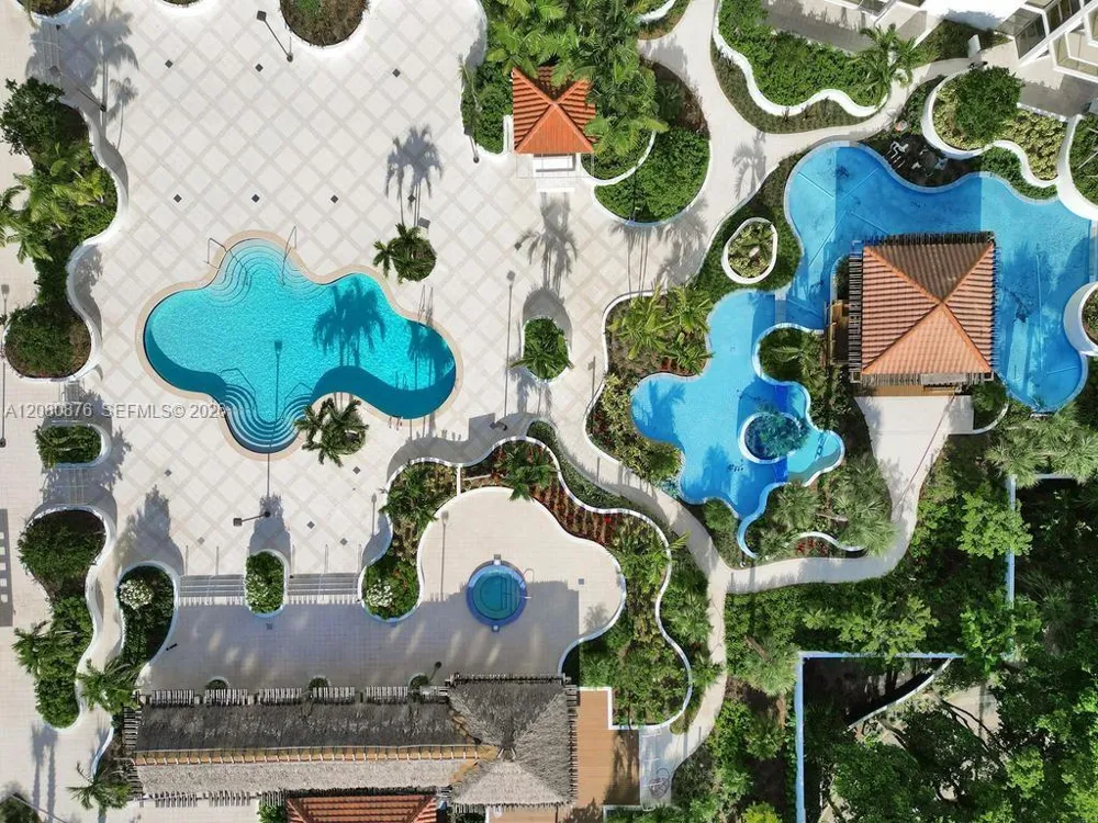 20281 E Country Club Dr #CAB3 Aventura, FL 33180