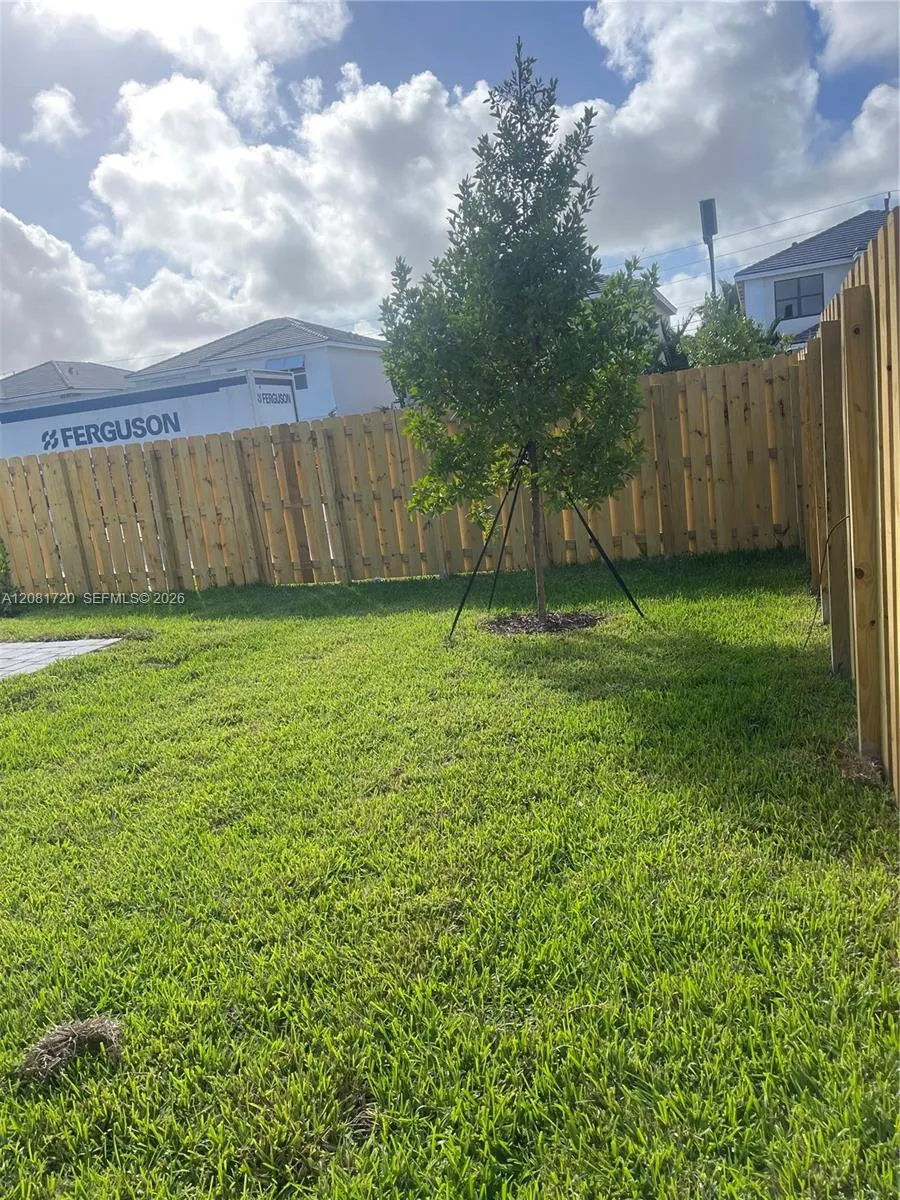116 NE 13th Ter #116 Homestead, FL 33033