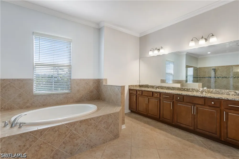165th Street E Bradenton, FL 34212
