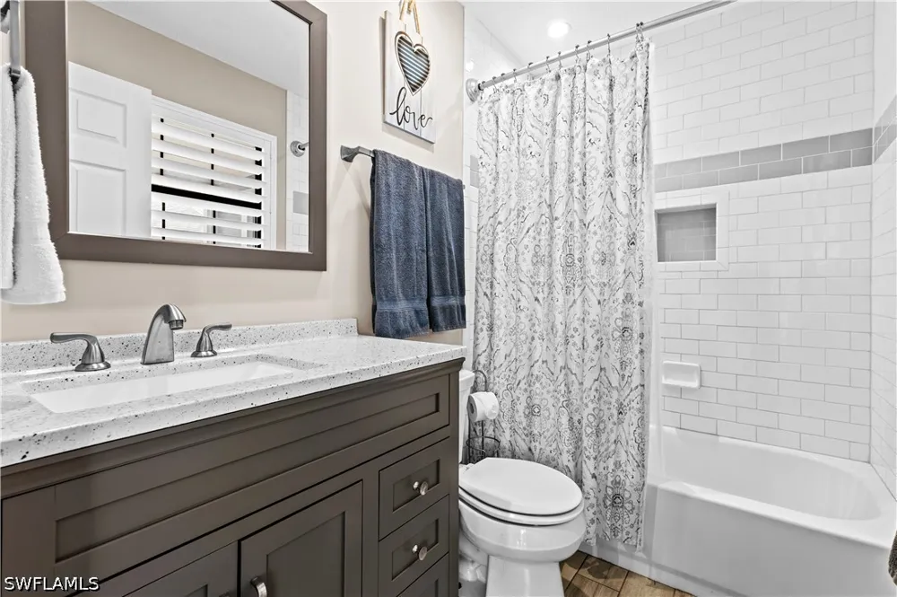 94th Avenue Naples, FL 34108