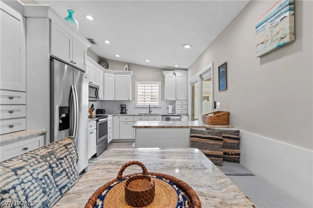 94th Avenue Naples, FL 34108