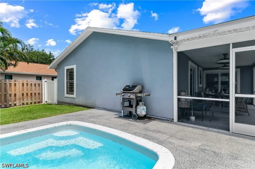 94th Avenue Naples, FL 34108