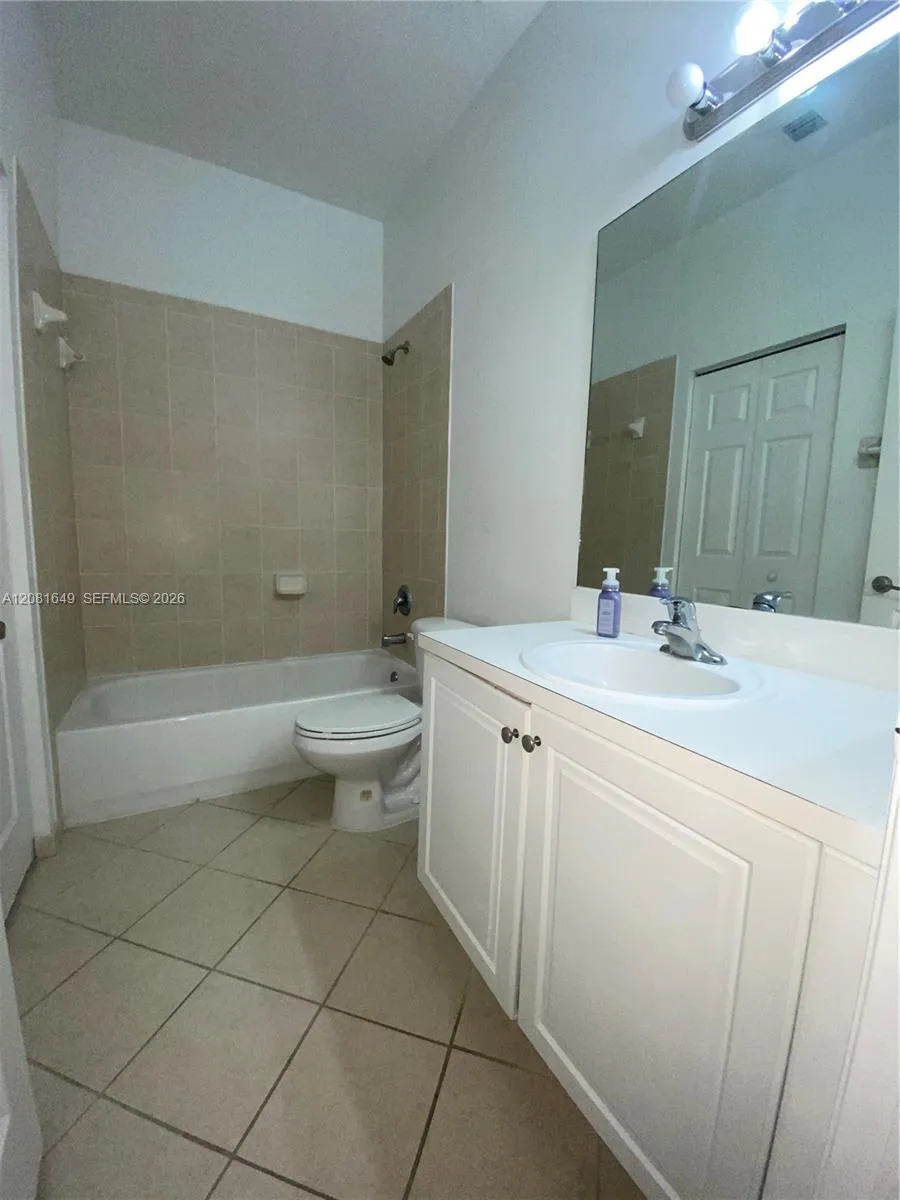 8986 SW 225th St #. Cutler Bay, FL 33190