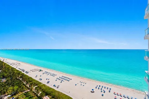 4201 Collins Ave #2202