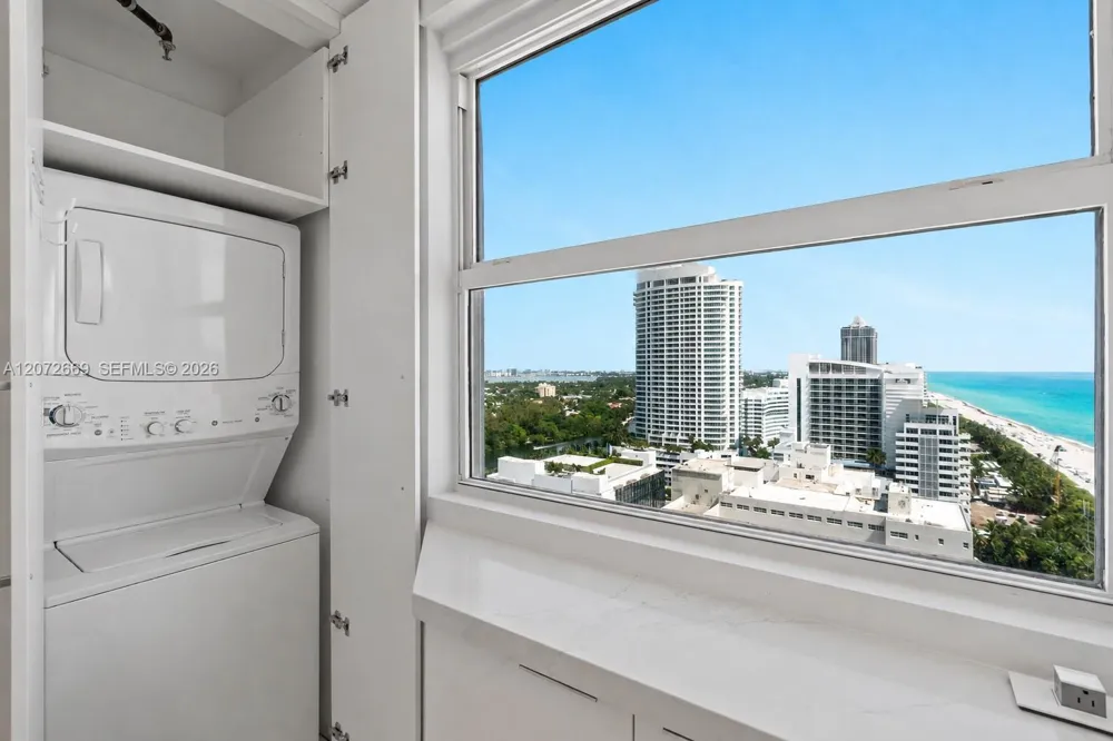 4201 Collins Ave #2202 Miami Beach, FL 33140