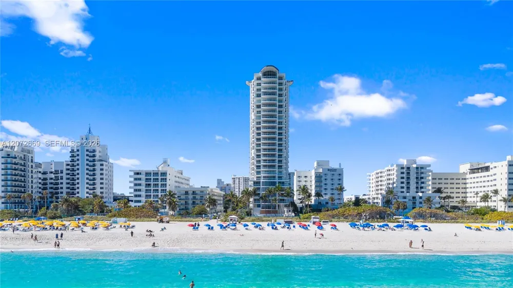 4201 Collins Ave #2202 Miami Beach, FL 33140