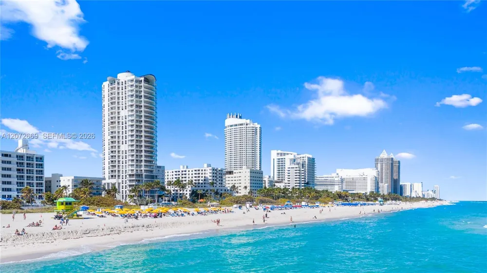 4201 Collins Ave #2202 Miami Beach, FL 33140
