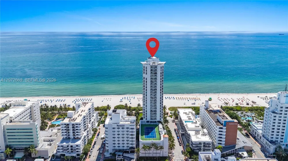 4201 Collins Ave #2202 Miami Beach, FL 33140