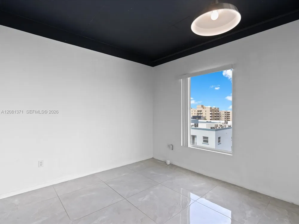 10 SW South River Dr #715 Miami, FL 33130