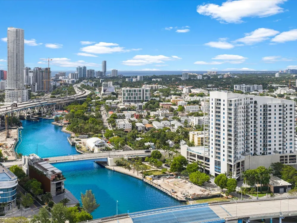 10 SW South River Dr #715 Miami, FL 33130