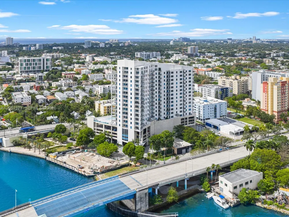 10 SW South River Dr #715 Miami, FL 33130