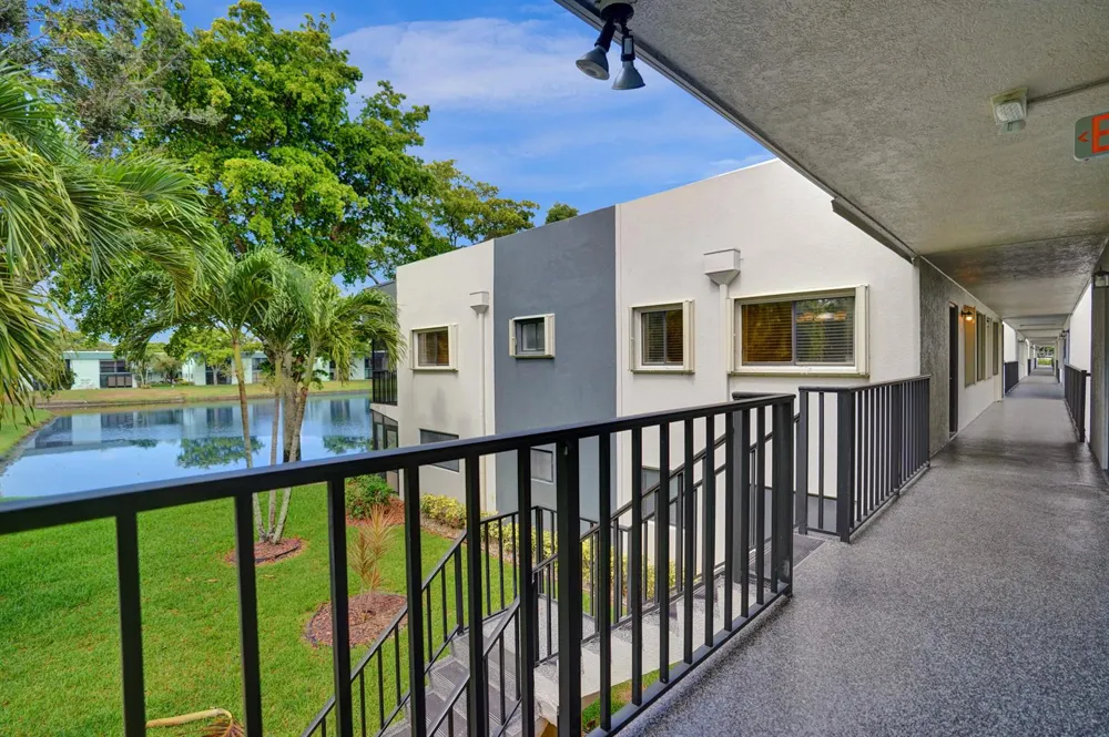 15036 Ashland Lane #B 70 Delray Beach, FL 33484
