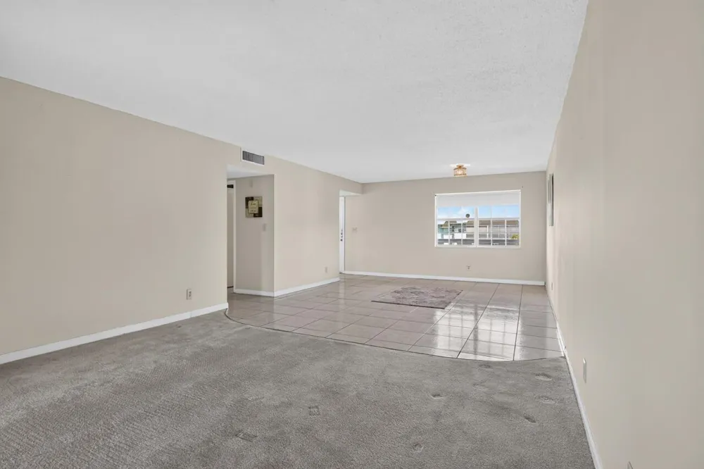 4140 NW 44TH AVENUE #411 Lauderdale Lakes, FL 33319