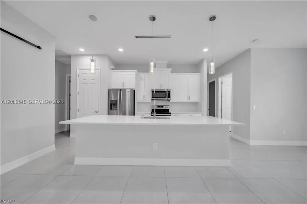 3509 38th ST SW Lehigh Acres, FL 33976