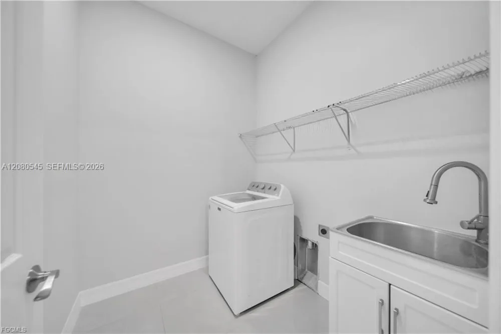 3509 38th ST SW Lehigh Acres, FL 33976