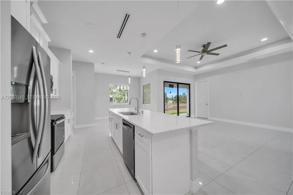 3509 38th ST SW Lehigh Acres, FL 33976