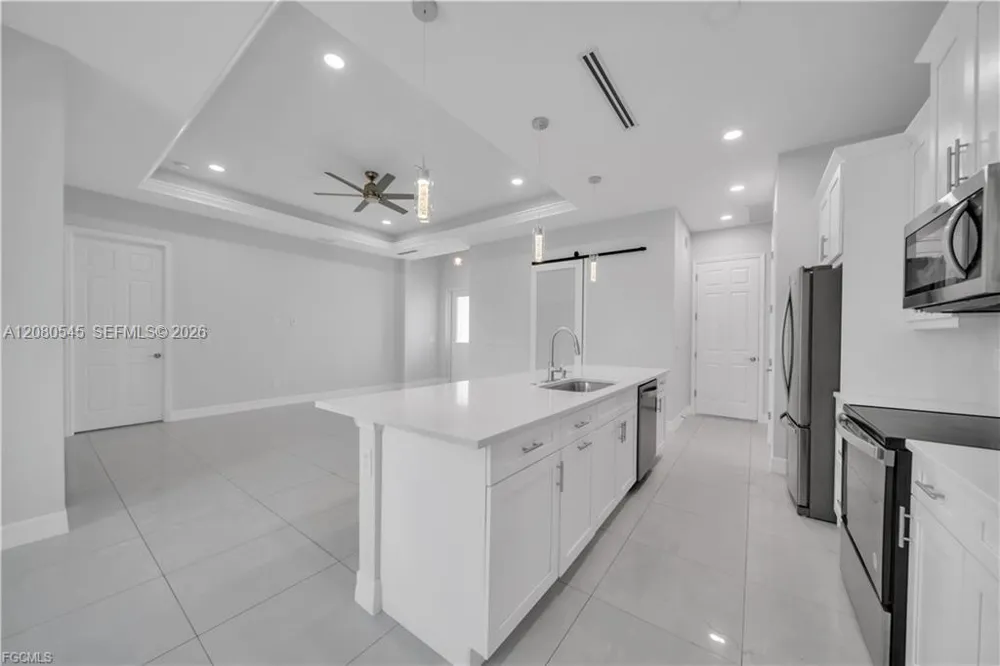 3509 38th ST SW Lehigh Acres, FL 33976