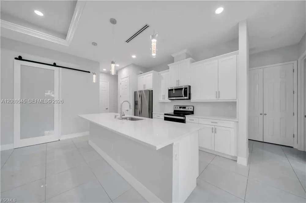 3509 38th ST SW Lehigh Acres, FL 33976