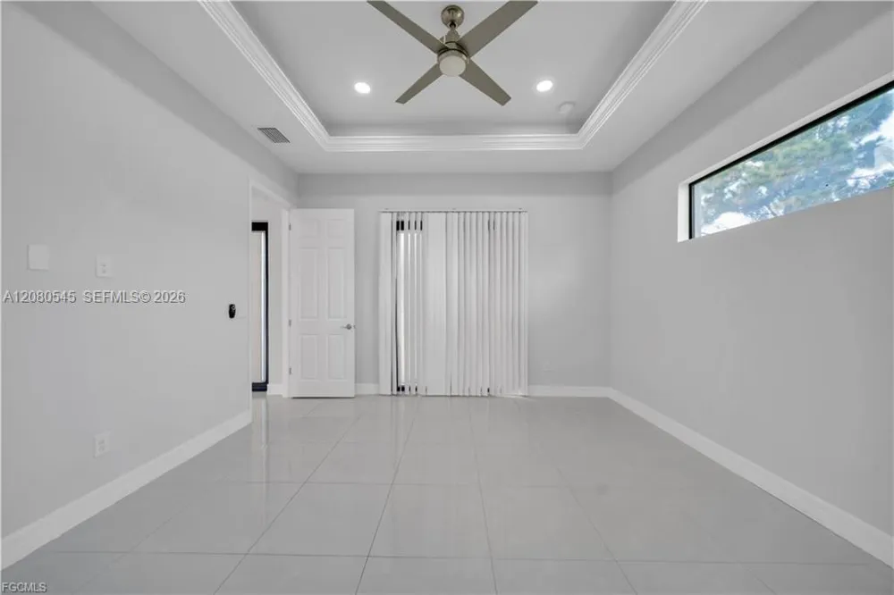 3509 38th ST SW Lehigh Acres, FL 33976