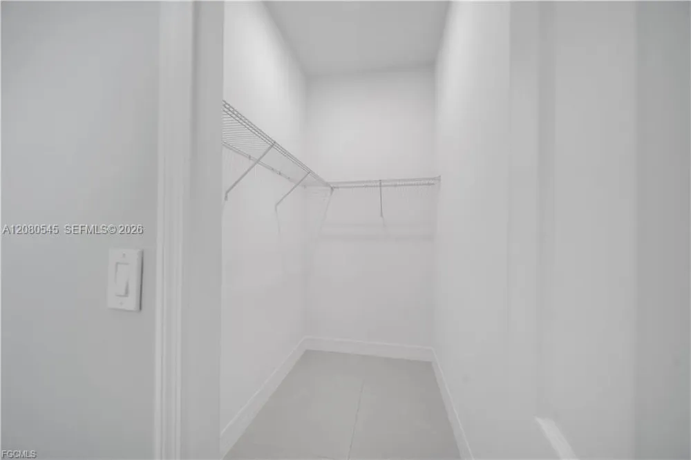 3509 38th ST SW Lehigh Acres, FL 33976