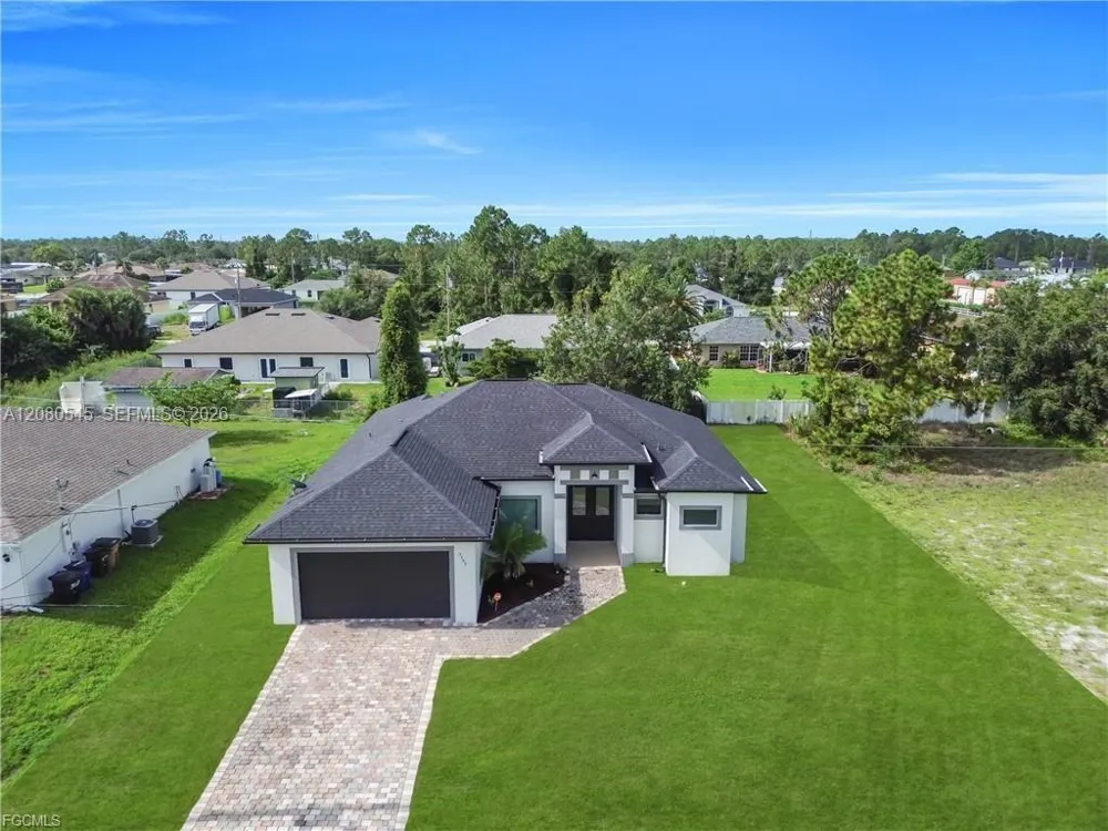 3509 38th ST SW Lehigh Acres, FL 33976
