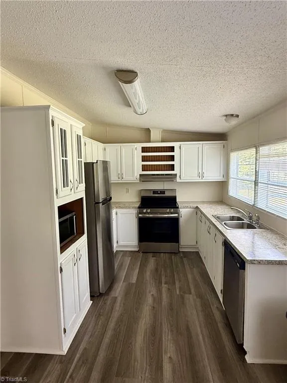 185 Marlin Boulevard Mount Airy, NC 27030