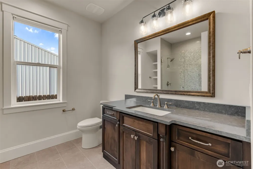 14315 NE 51st Court Vancouver, WA 98686