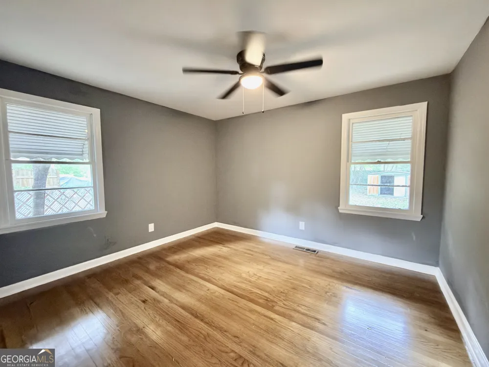 101 Sparta ST Warner Robins, GA 31088