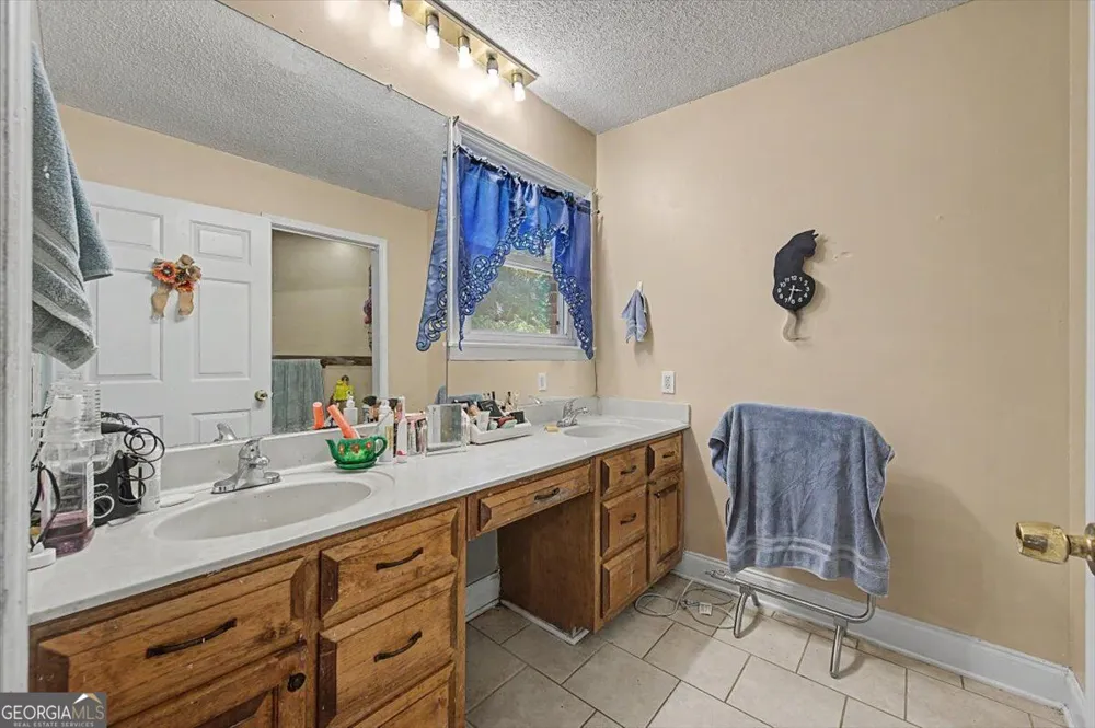 430 Legion Lake RD Villa Rica, GA 30180