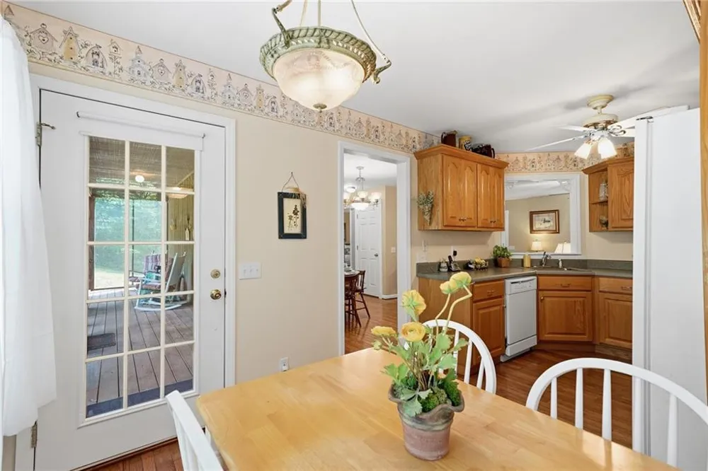 4126 Zion Hill Road Ellijay, GA 30540