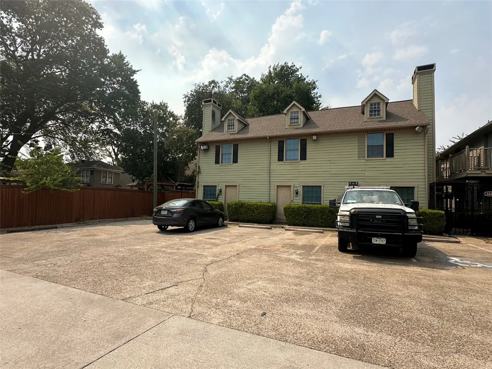 1221 Abrams Road #109 Dallas, TX 75214