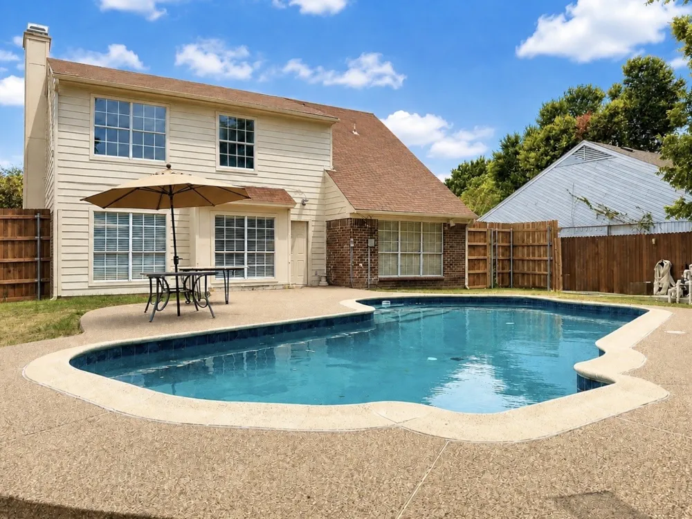 418 Newberry Street Grand Prairie, TX 75052