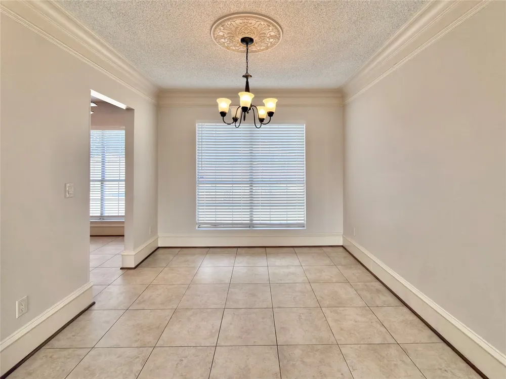 418 Newberry Street Grand Prairie, TX 75052